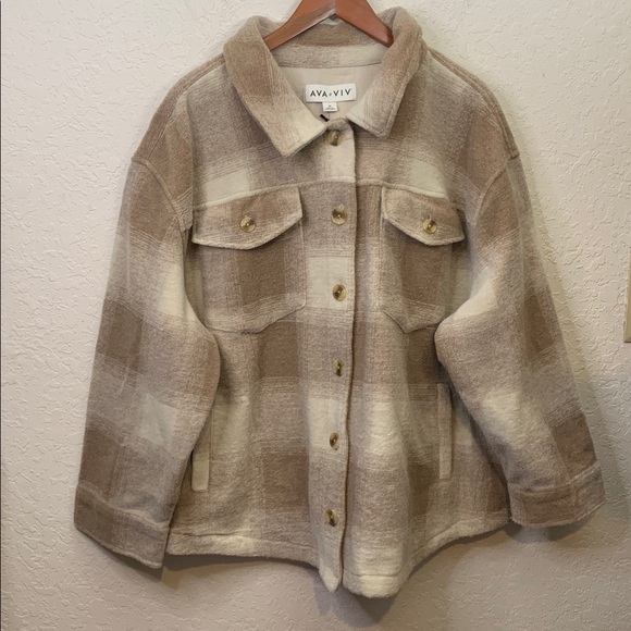 NWT Ava & Viv Beige plaid outerwear shacket - Picture 1 of 9